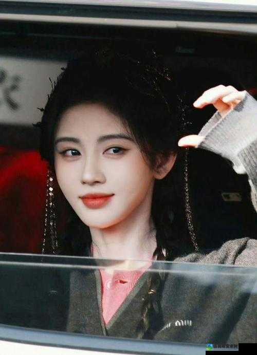国产温情法则颠覆刻板印象 鞠婧祎新剧凭什么触动观众心弦