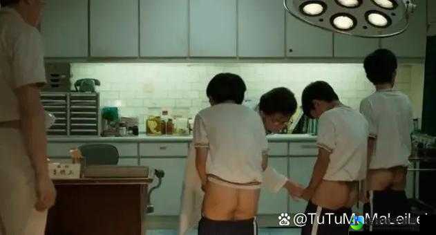 「裸体㊙️无遮挡打屁股黄瓜视频」背后：社会现象的多维度透视